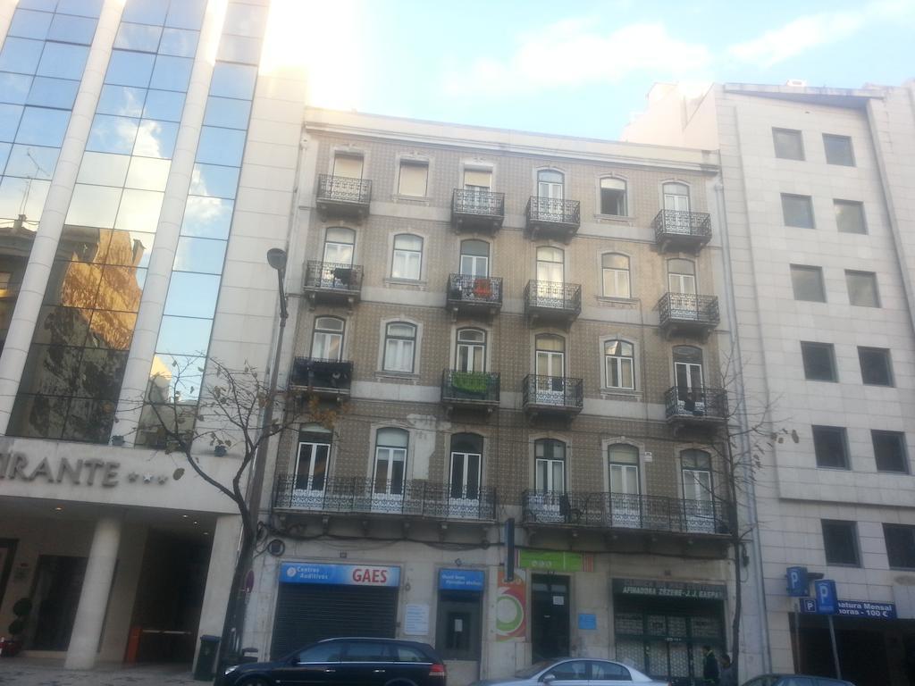 Lisbon Paradise Hostel Bagian luar foto