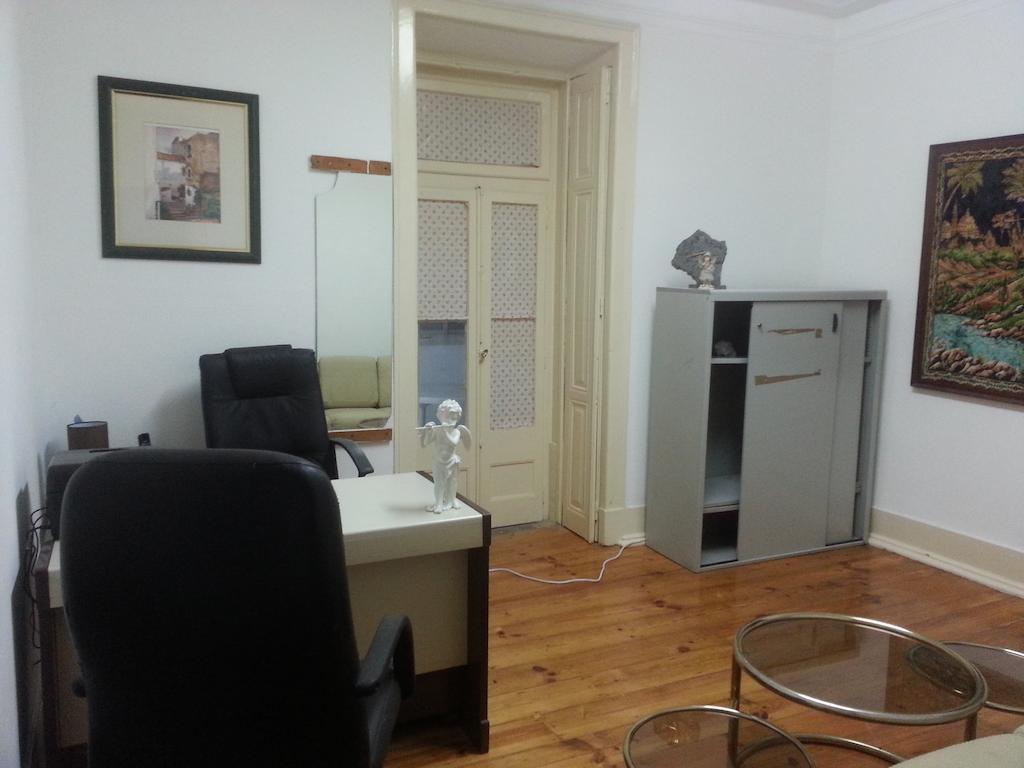 Lisbon Paradise Hostel Bagian luar foto