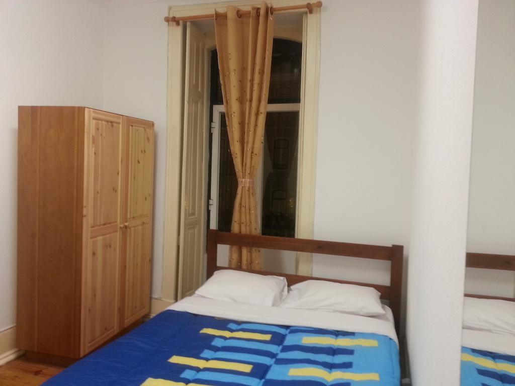 Lisbon Paradise Hostel Bagian luar foto